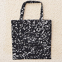 Batik cotton tote bag, 'Graceful Alua' - Black and White Batik Cotton Tote Bag with Splatter Pattern