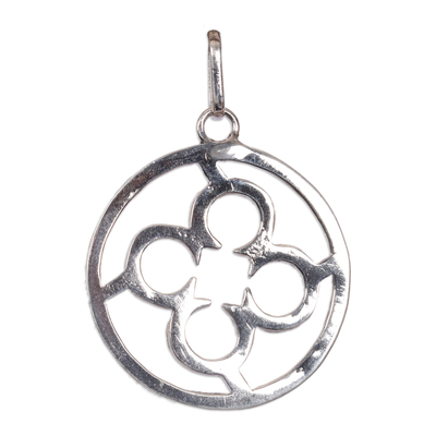 Sterling silver pendant, 'Loyalty Core' - Sterling Silver Round Pendant with Clover-Inspired Icon