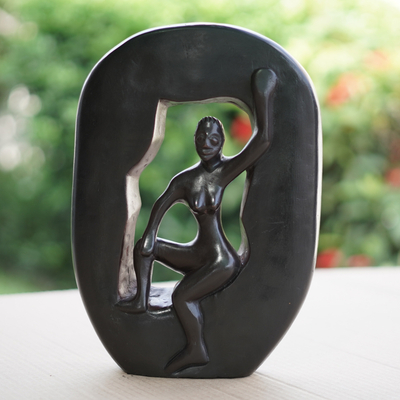 Escultura de madera - Escultura de madera semiabstracta de forma femenina Sese de Ghana