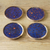 Posavasos de madera, (juego de 4) - Juego de 4 posavasos de madera de neem con estampado de estrellas en azul y naranja