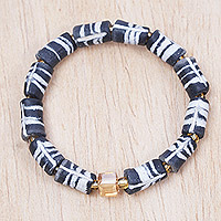 Recycled glass beaded stretch bracelet, 'Midnight Abifao' - Eco-Friendly Black Recycled Beaded Stretch Bracelet