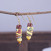 Pendientes colgantes con cuentas de vidrio reciclado, 'Ghana's Colors' - Pendientes colgantes con cuentas de vidrio reciclado marrón y amarillo