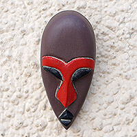 Máscara de madera africana - Máscara africana de la reina Nefertiti morada y roja pintada a mano