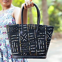 Leather-accented cotton shoulder bag, 'Malian Vestiges' (small) - Malian-Inspired Small-Sized Leather-Accented Shoulder Bag