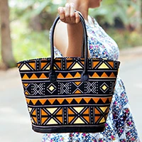 Leather-accented cotton shoulder bag, 'Ankara Sun' (small) - Ankara-Themed Small-Sized Leather-Accented Shoulder Bag