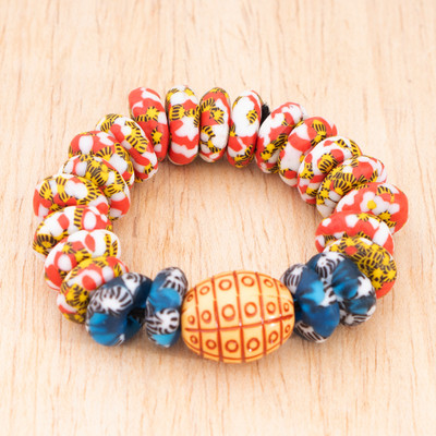 Recycled glass beaded stretch bracelet, 'Spring Beacon' - Spring-Themed Colorful Recycled Glass Bead Pendant Bracelet