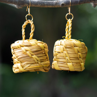 Natural fiber dangle earrings, 'Woven Basket' - Basket-Inspired Rustic Hand-Woven Raffia Dangle Earrings