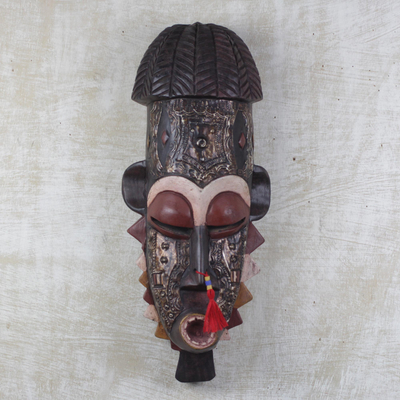 Ghanaische Holzmaske, „Mut, Sinn und Weisheit“ - Afrikanische Holzmaske