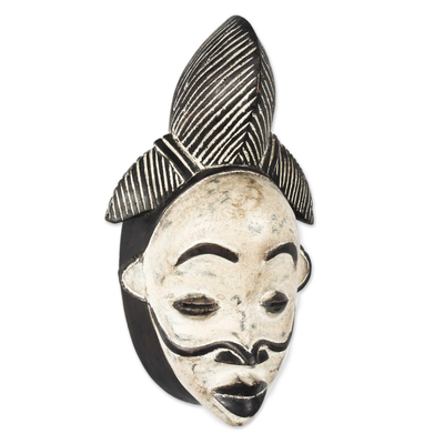 Gabonese Africa wood mask, 'Punu Beauty' - Hand Made Gabonese Wood Mask