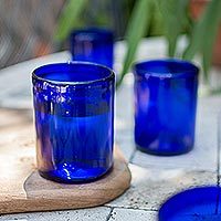 Vasos de vidrio soplado, (juego de 6) - Juego de 6 vasos de vidrio soplado a mano azul México