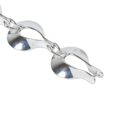 Sterling silver link bracelet, 'Shining Dewdrops' - Artisan Crafted Women's Sterling Silver Link Bracelet