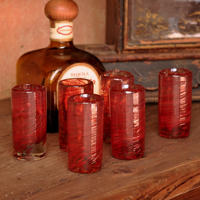 Vasos de chupito de vidrio soplado, (juego de 6) - Juego de 6 vasos de chupito reciclado de vidrio soplado a mano rojo de México
