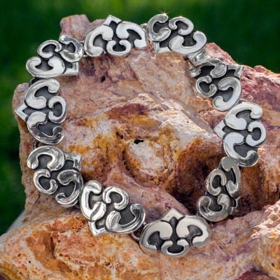 Sterling silver link bracelet, 'Dreaming Hearts' - Sterling silver link bracelet