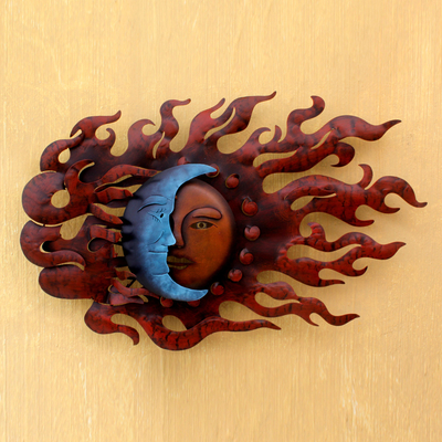 Adorno de pared de hierro, 'Eclipse de viento fuerte' - Arte de pared de acero con sol y luna de comercio justo
