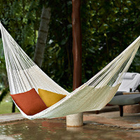 Cotton hammock, 'Caribbean Beach' (single) - Hand Crafted Off White Cotton Mayan Hammock (Single)