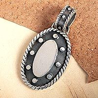 Sterling silver pendant,