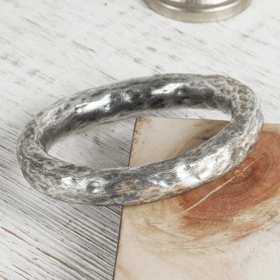 Sterling silver bangle bracelet, 'Taxco Halo' - Artisan Crafted Antiqued Sterling Silver Bangle Bracelet