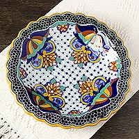 Ceramic serving bowl, 'Zacatlan Sunflower'