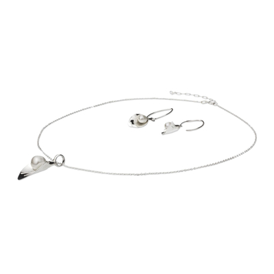 Cultured pearl jewellery set, 'Calla Lily' - Sterling Silver Floral jewellery Set with Cultured Pearl