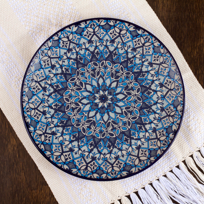 Servierplatte aus Keramik, 'Blue Patzcuaro'. - Mexikanischer handbemalter Servierteller aus blauer Keramik