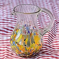 Mundgeblasener Glaskrug, „Confetti Festival“ – geblasener bunter Krug aus recyceltem Glas aus Mexiko (87 oz)