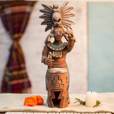 Escultura de cerámica - Escultura de baterista azteca de cerámica de arqueología mexicana