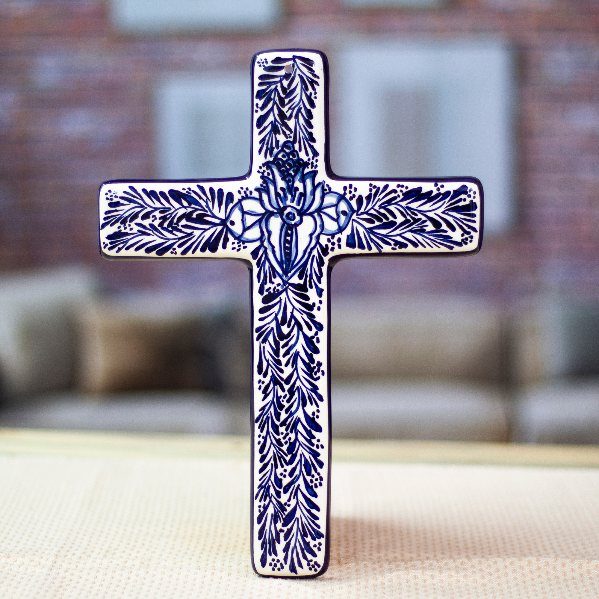 Christian Dela Rosa　青嵐、若竹　500g 100g Blue and Ivory Artisan Crafted Ceramic Mexican Wall Cross - Blue