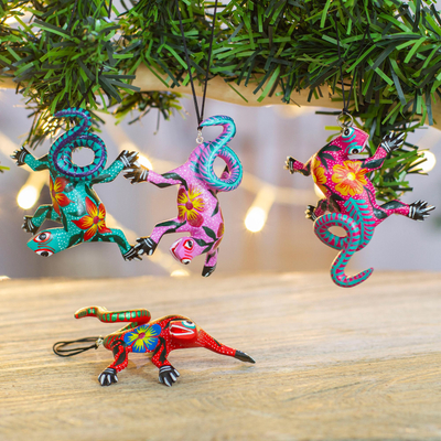 Wood alebrije ornaments, 'Colorful Iguanas' (set of 5) - Five Hand-Painted Iguana Alebrije Ornaments from Mexico