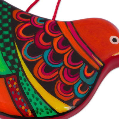 Keramikornamente, (Paar) - Handgefertigte und bemalte orangefarbene Taubenornamente aus Keramik (Paar)
