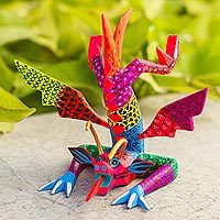 Escultura de alebrije de madera, 'Dragón Acrobático' - Colorida figura de Alebrije de dragón tallada y pintada a mano