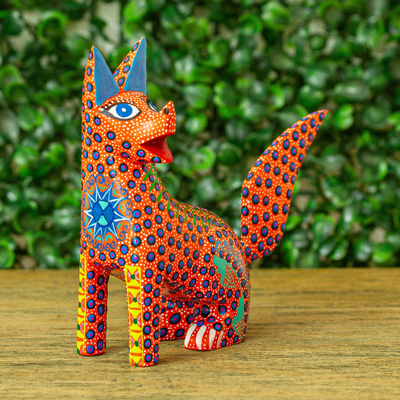 Figura de alebrije de madera, 'Loco Lobo' - Figura de alebrije de lobo multicolor hecha a mano en México
