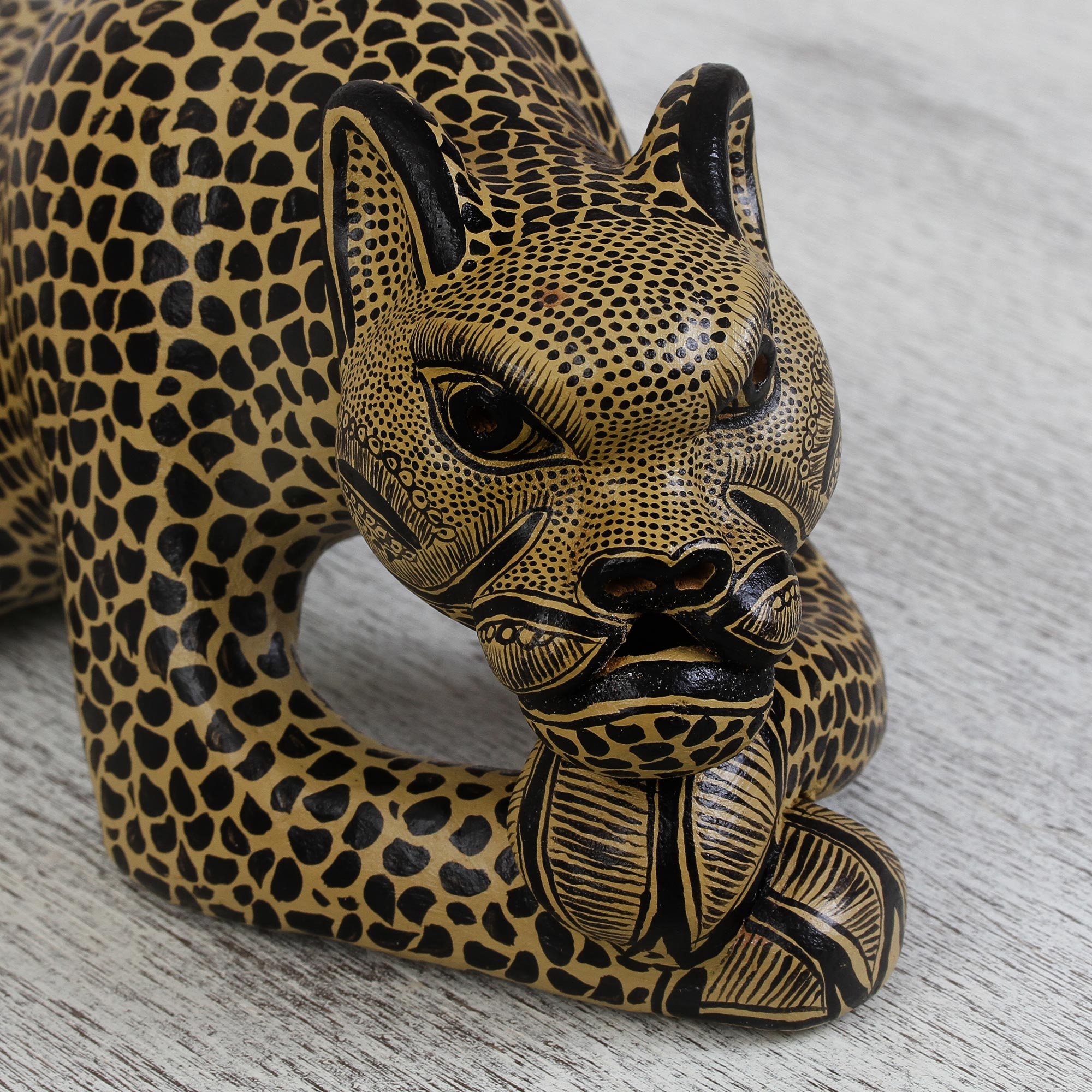 porcelain jaguar figurine