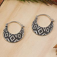 Sterling silver hoop earrings, 'Fascinating Diamonds' - Diamond Motif Sterling Silver Hoop Earrings from Mexico