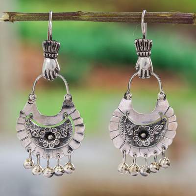 Pendientes de araña de plata de primera ley, 'Adoración floral' - Pendientes de araña de plata con temática floral de México