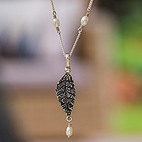 Cultured pearl pendant necklace, 'Unfurled'