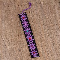 Marcador de algodón, 'Flor de estrella púrpura en negro' - Marcador de algodón bordado multicolor hecho a mano