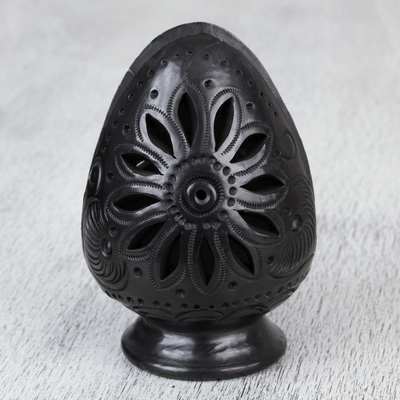 Servilletero de cerámica, 'Pastoral Oaxaca' - Servilletero de cerámica en forma de huevo Oaxaca Barro Negro
