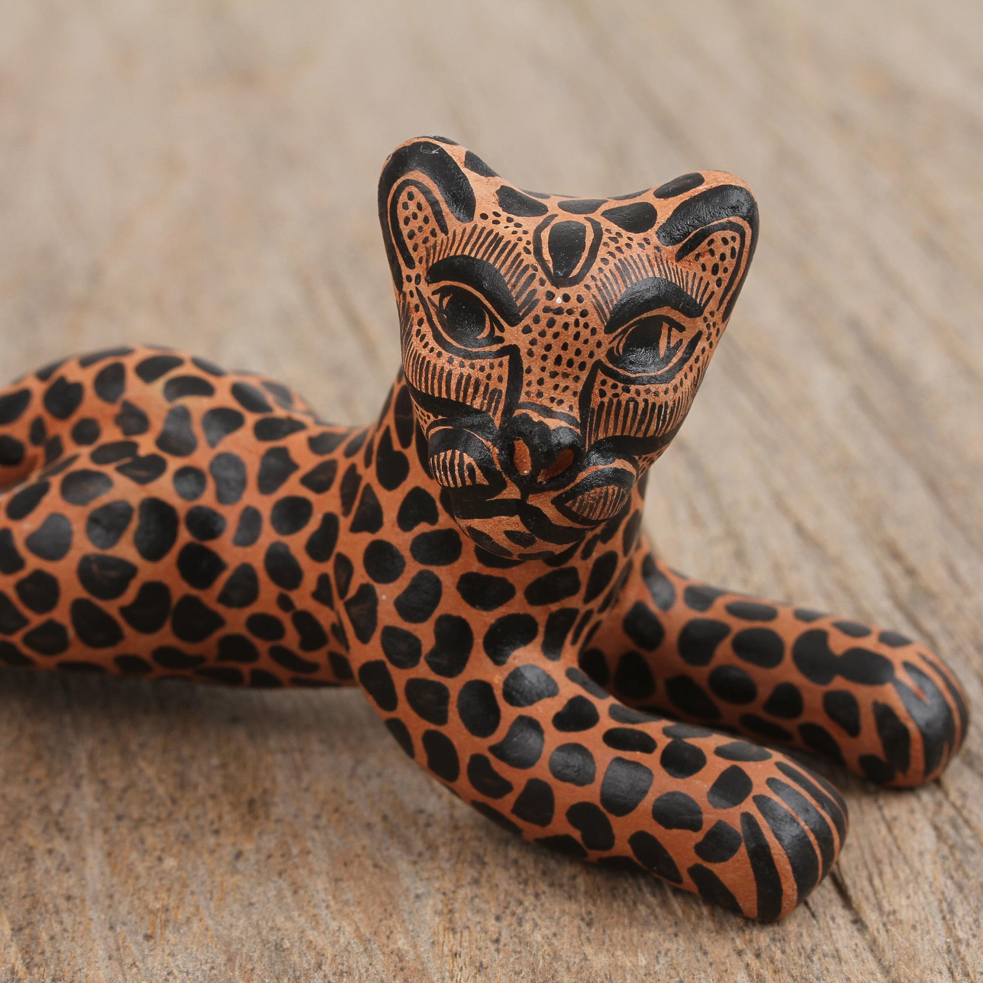 porcelain jaguar figurine