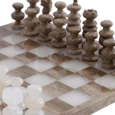 Schachspiel aus Onyx und Marmor - Schachspiel aus Onyx und Marmor, hergestellt in Mexiko
