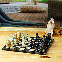 Featured review for Onyx and marble chess set, Verdant Challenge