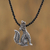 Halskette mit Chalzedonperlen-Anhänger, 'Zu Ehren des Mondes'. - Chalcedon-Kojote-Perlenanhänger-Halskette aus Mexiko