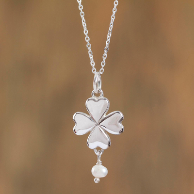Cultured pearl pendant necklace, Saint Patricks Love