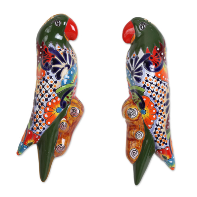 Wandskulpturen aus Keramik, (Paar) - Keramische Papageien-Wandskulpturen aus Mexiko (Paar)