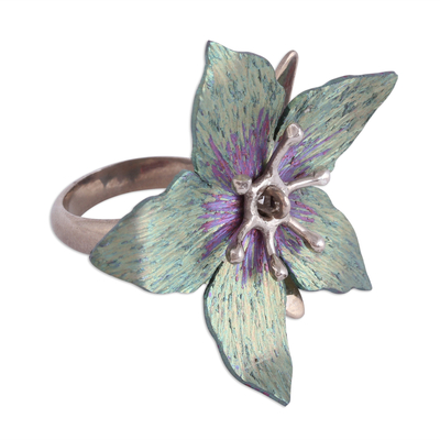 Titanium plated sterling silver cocktail ring, 'Starry Bloom' - Floral Titanium Plated Sterling Silver Cocktail Ring