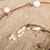 Wickelhalskette aus Zuchtperlen - Handgefertigte Wickelhalskette aus braunem Leder mit Zuchtperlen