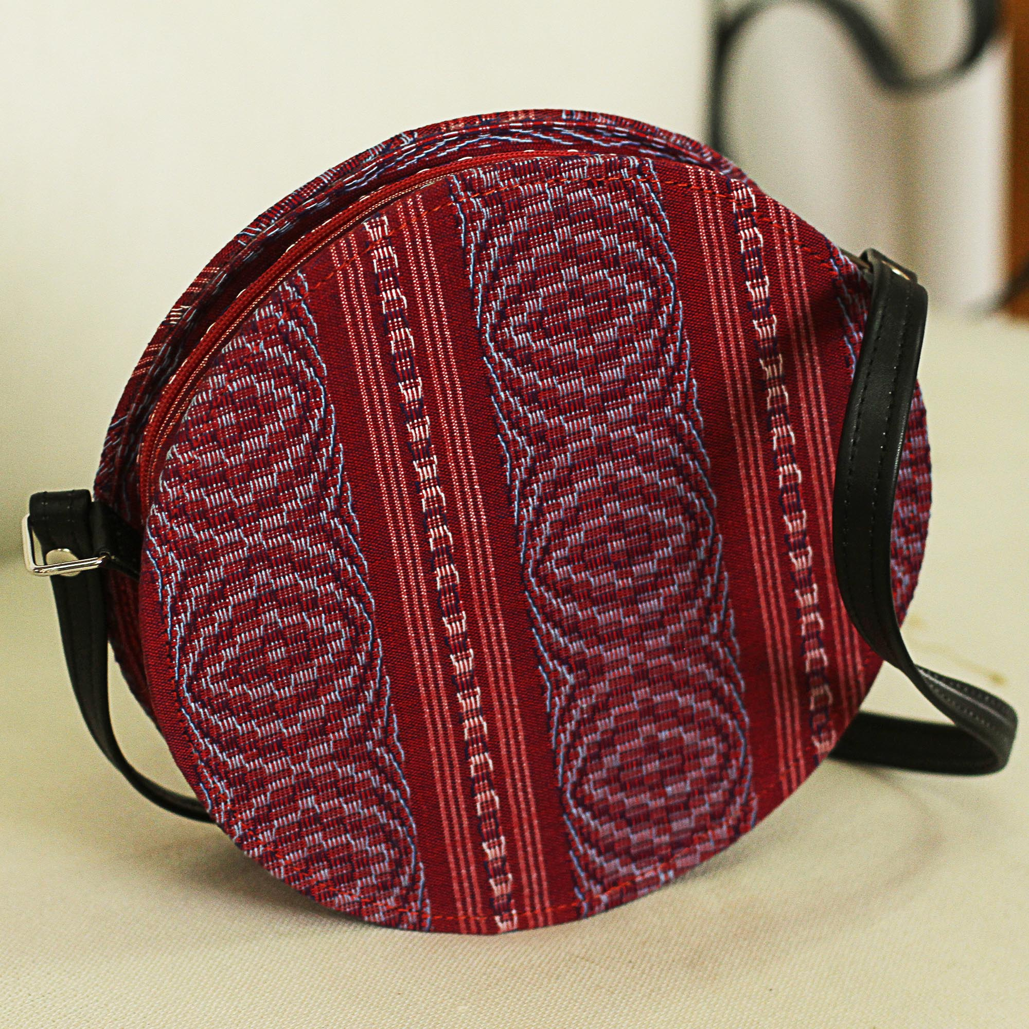 sling bag circle