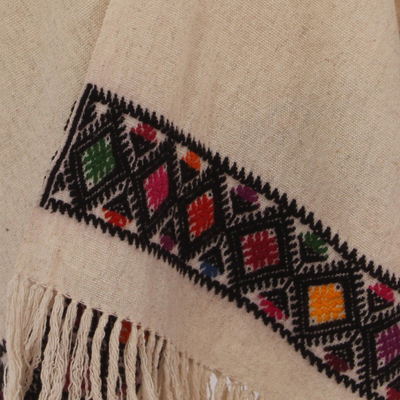 Chal de lana, 'Ivory Light' - Chal de lana geométrico tejido a mano en marfil de México