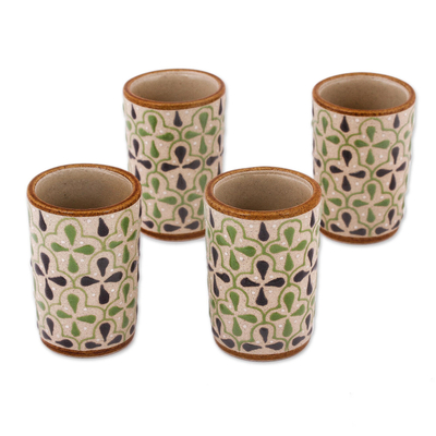 Tazas de tequila de cerámica, 'Dawn and Dale' (juego de 4) - Tazas de tequila de cerámica con motivos florales verdes y grises (juego de 4)