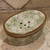 Jabonera de cerámica, 'Sweet Meadow' - Jabonera de cerámica con motivo floral verde y blanco hecha a mano