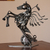 Upcycling-Skulptur aus Autoteilen aus Metall - Upcycling-Motorrad-Pferdeskulptur aus Metall aus Mexiko